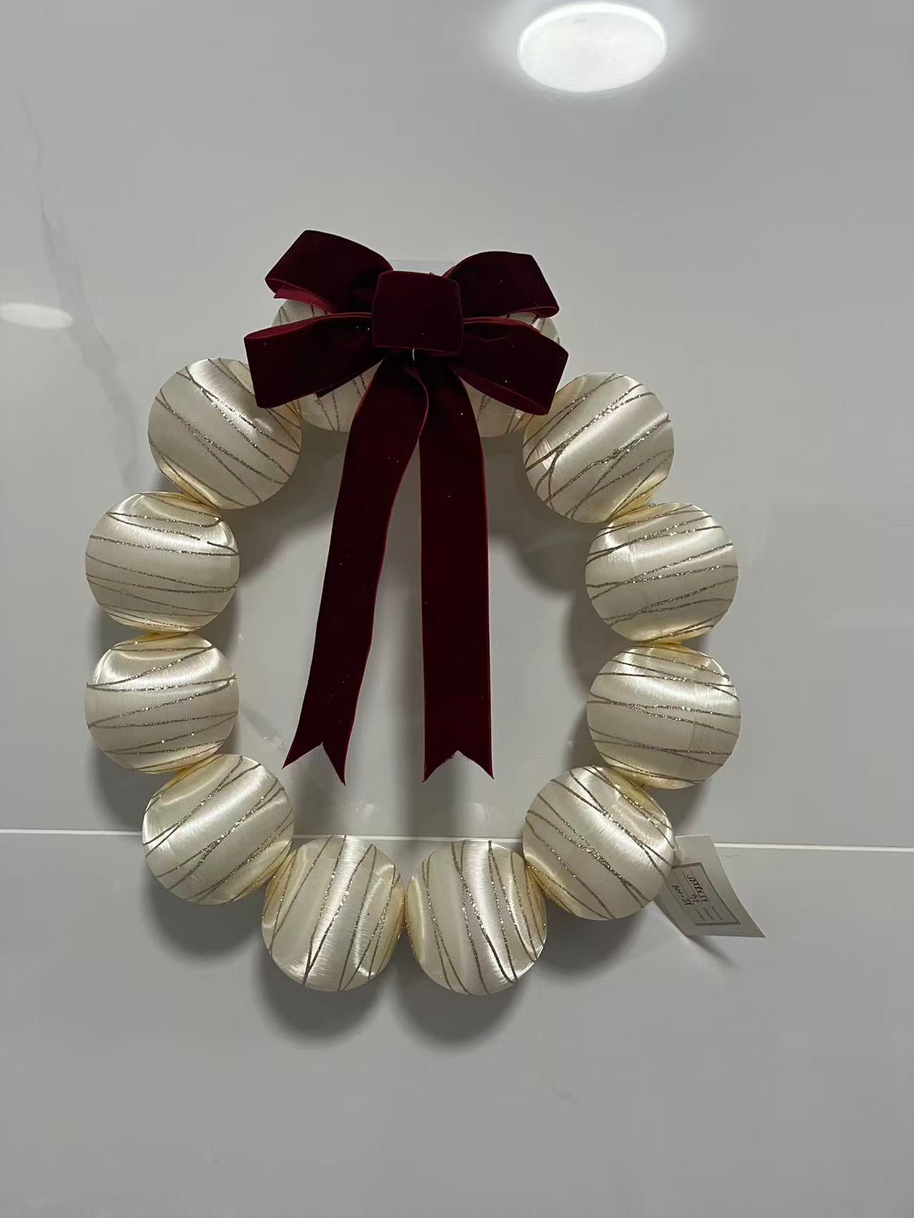 Christmas Ornament Wreath（Painted Decoration）