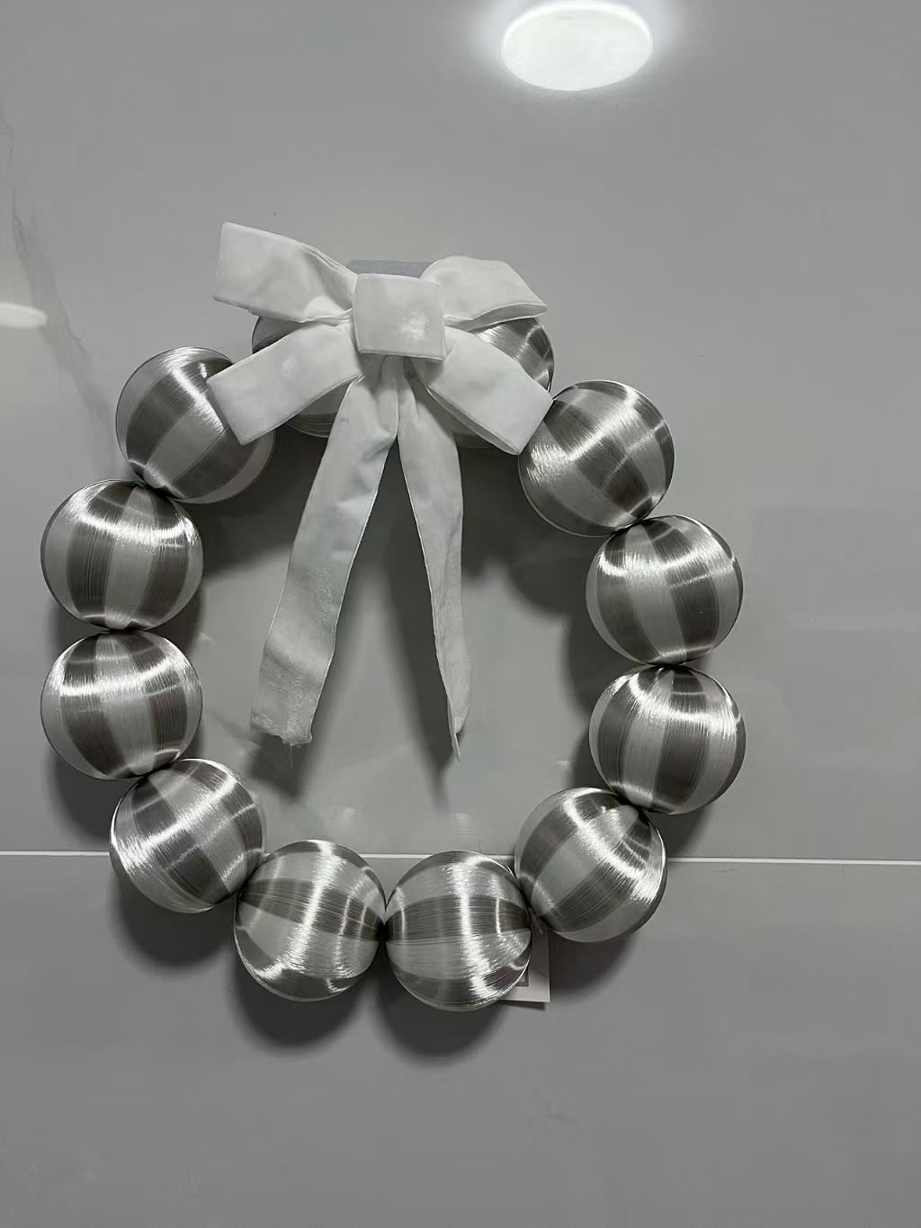 Christmas Ornament Wreath（Two-tone）